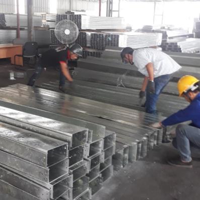 bốc xếp Trọn gói  KCN Tân Uyên